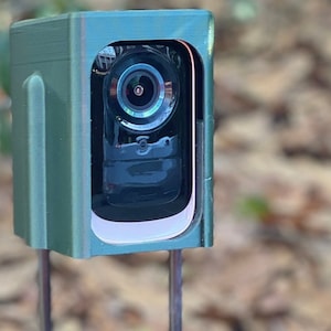 EUFY 3C (S300) cam // A ground-staked mount for camera placement in a yard, garden or flower pot
