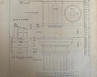 Könnte beinhalten: Ein schwarz-weißes Architekturdiagramm mit dem Titel CHAPITEAU ET ENTABLEMENT DORIQUE. Der Druck zeigt technische Strichzeichnungen eines dorischen Kapitells und Gebälks, einschließlich Querschnitten, Beschriftungen und Maßstäben.