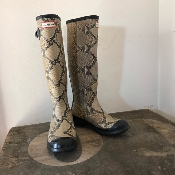 Vintage Hunter Boots English WELLIES Rainboots Sna