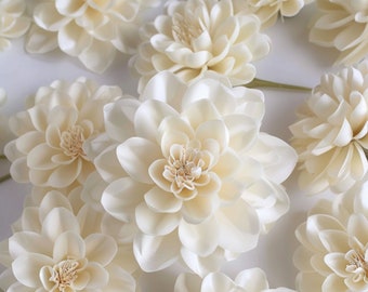 Weiße Hochzeitsblumen-Dekoration, 25 Stück, Elfenbeinschaum-Dahlienblumen mit Stielen, echt aussehende künstliche Blumen für Hochzeitsdekoration und Event-Dekoration
