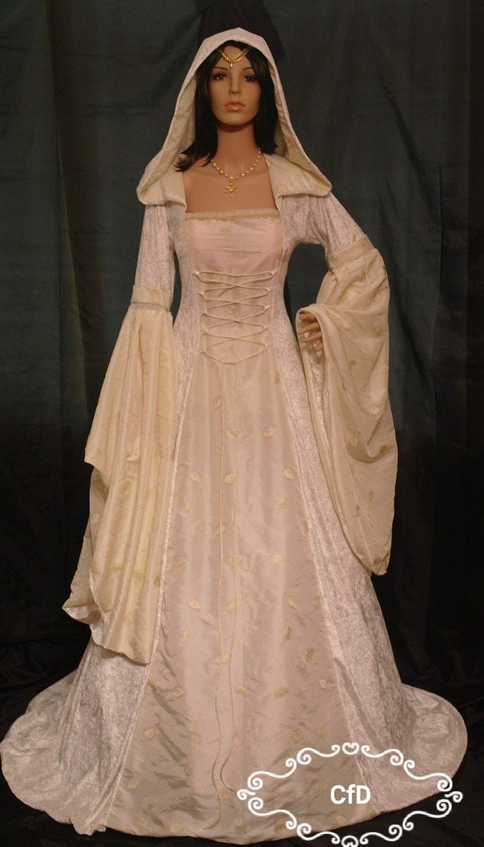 Cream Renaissance Wedding Dress in ...