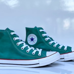 Green converse cheap low tops