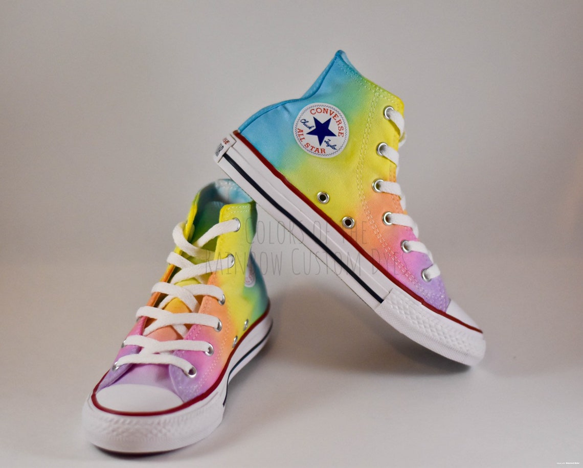pastel color converse
