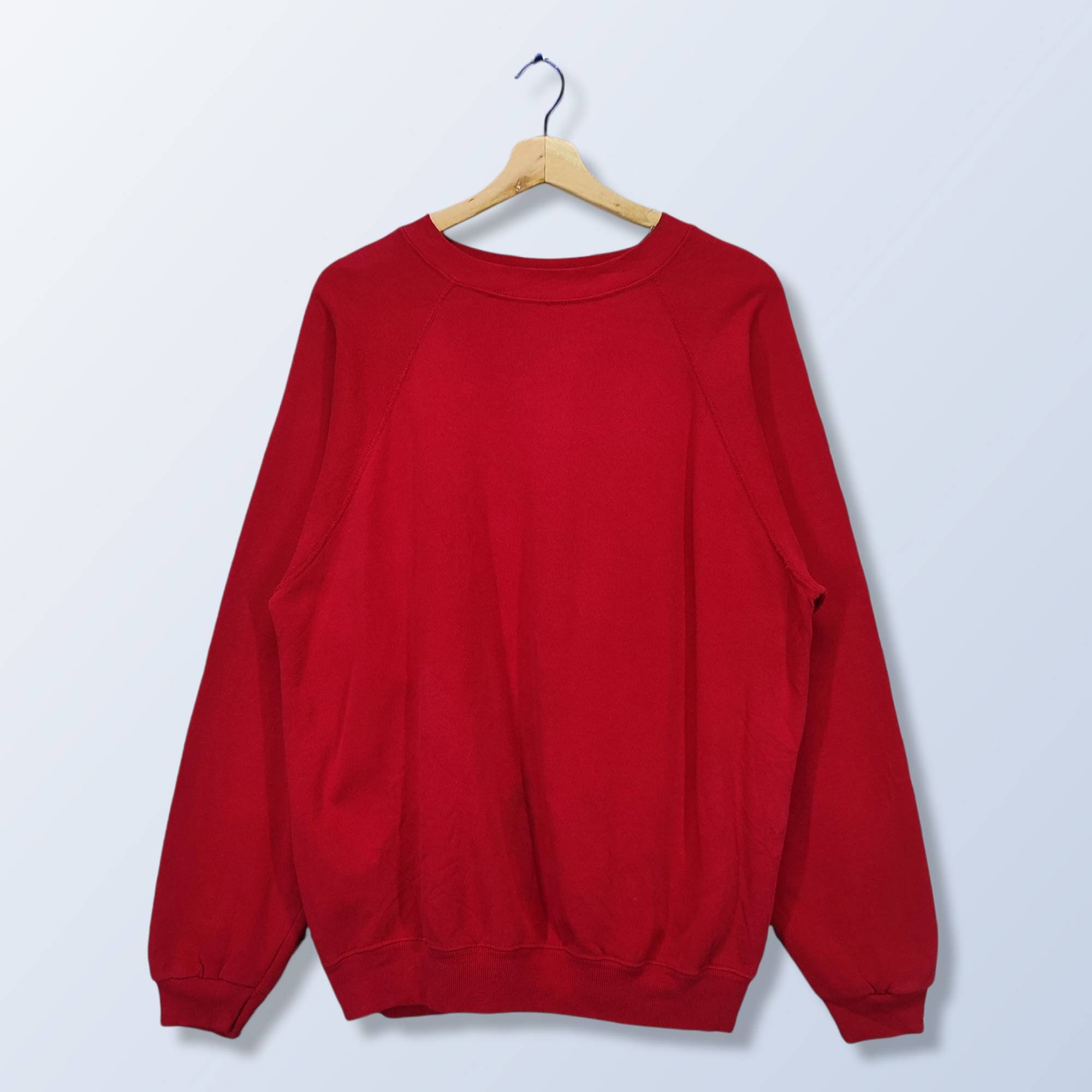 Plain red top crewneck sweatshirt
