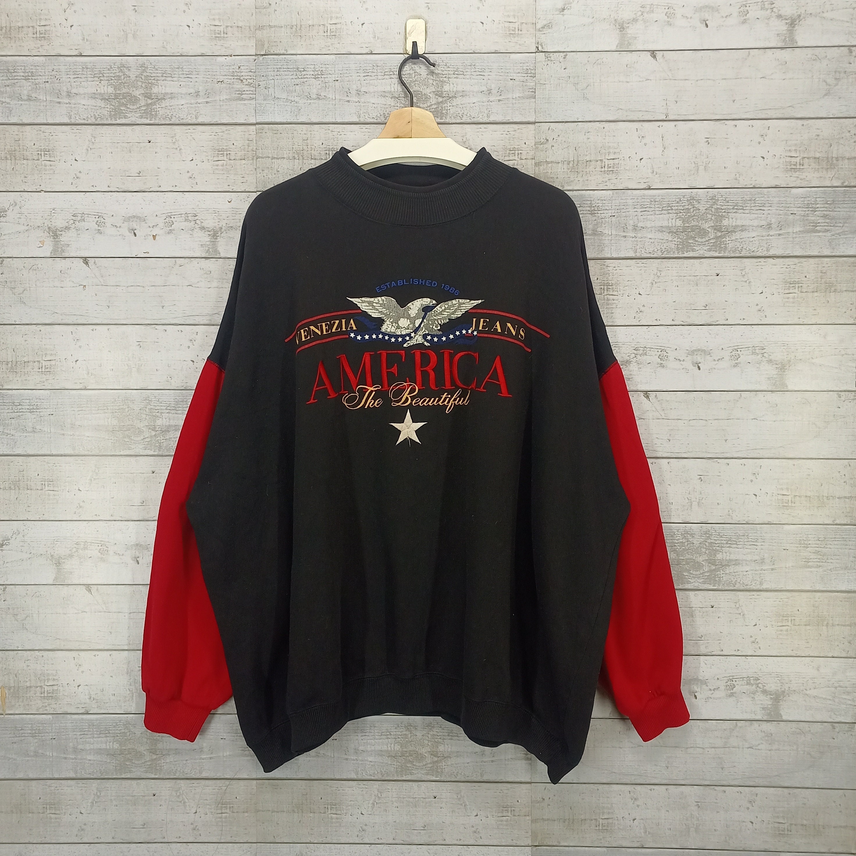 Venezia Jeans Crewneck Sweatshirt, Vintage America Beautiful