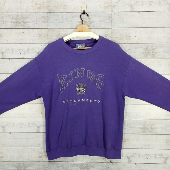 90s SACRAMENTO KINGS Sweatshirt, Vintage Color Di… - image 2