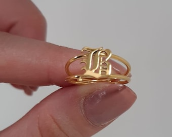 Old English Initial Ring, Custom Gothic Ring, Personalized Gothic Ring, Letter Ring,Mom Day gift- Personalized Old English Initial Ring