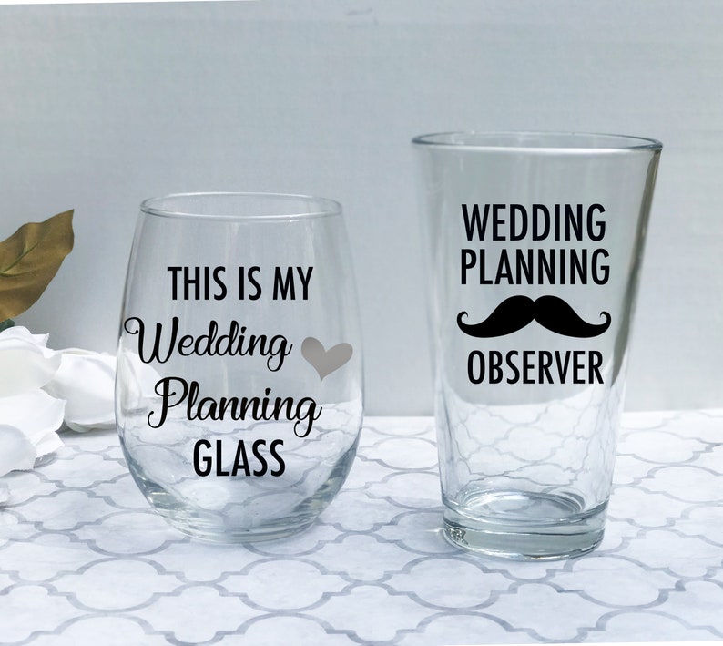 Newly Engaged Bride Gift Future Mrs Wine Glass Cup Bridal Shower Gift Set Idea Wedding Planning glasses Engagement Gift for Couple