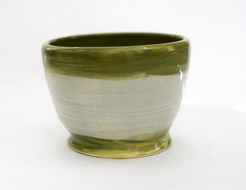 Small Green Thrown Bowl with Falling Stars