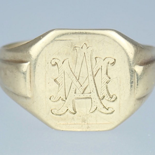 Fabulous Antique Edwardian Solid 9k Gold Signet Pinkie Ring Initials 'MA'/'AM' 1913 Size 7, Men's and Women's Fine Vintage Estate Jewelry
