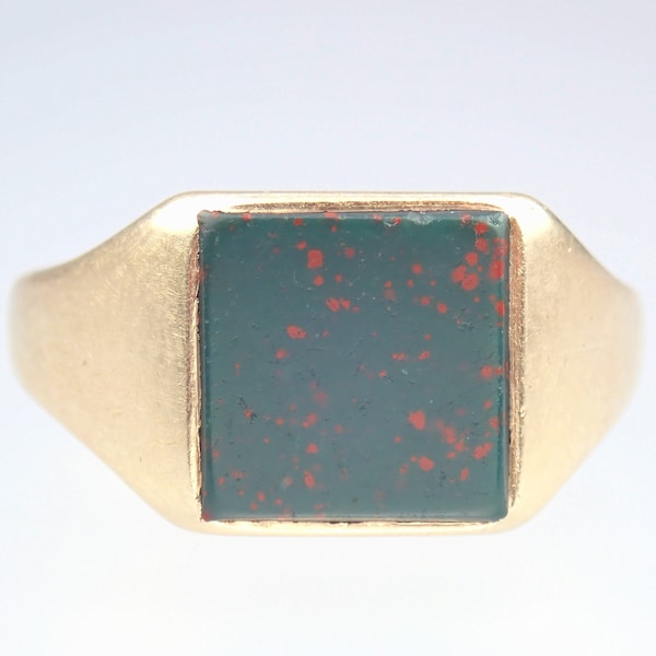 Superb Vintage Men's Mid Century Solid 9k Gold Bloodstone Signet Pinkie Ring 1963 7.1g Size 8 1/4, Men's Fine Estate Jewelry