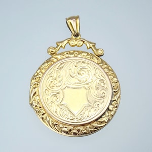 Beautiful Antique Edwardian Solid 9k Yellow Rose Gold Floral Engraved Photo Pendant Locket, Women&#39;s Fine Vintage Estate Jewelry