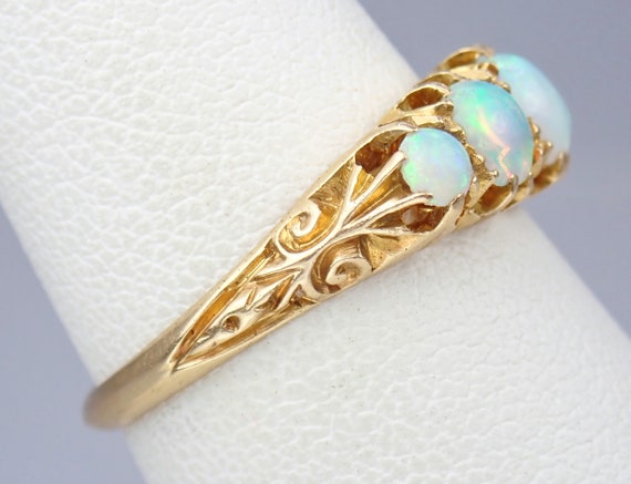 Glowing Antique Victorian Solid 18k Gold Opal Cab… - image 2
