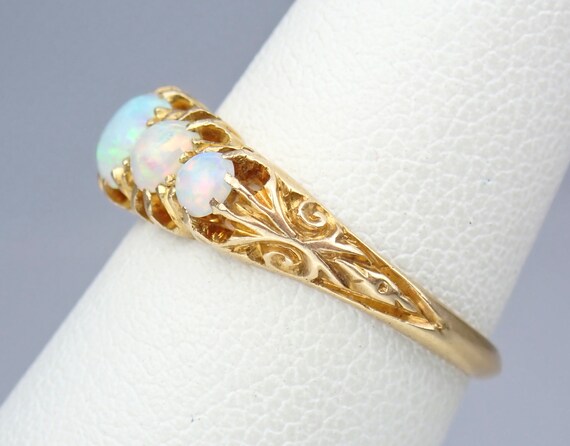 Glowing Antique Victorian Solid 18k Gold Opal Cab… - image 5