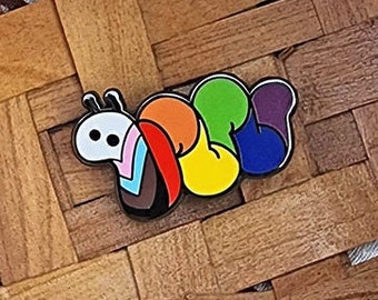 An inch o' Gay - Enamel pin