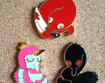 Rare Worms - Enamel Pins