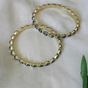 Vintage Goldtone and Turquoise Bangles Set of Two Bracelets Size 8