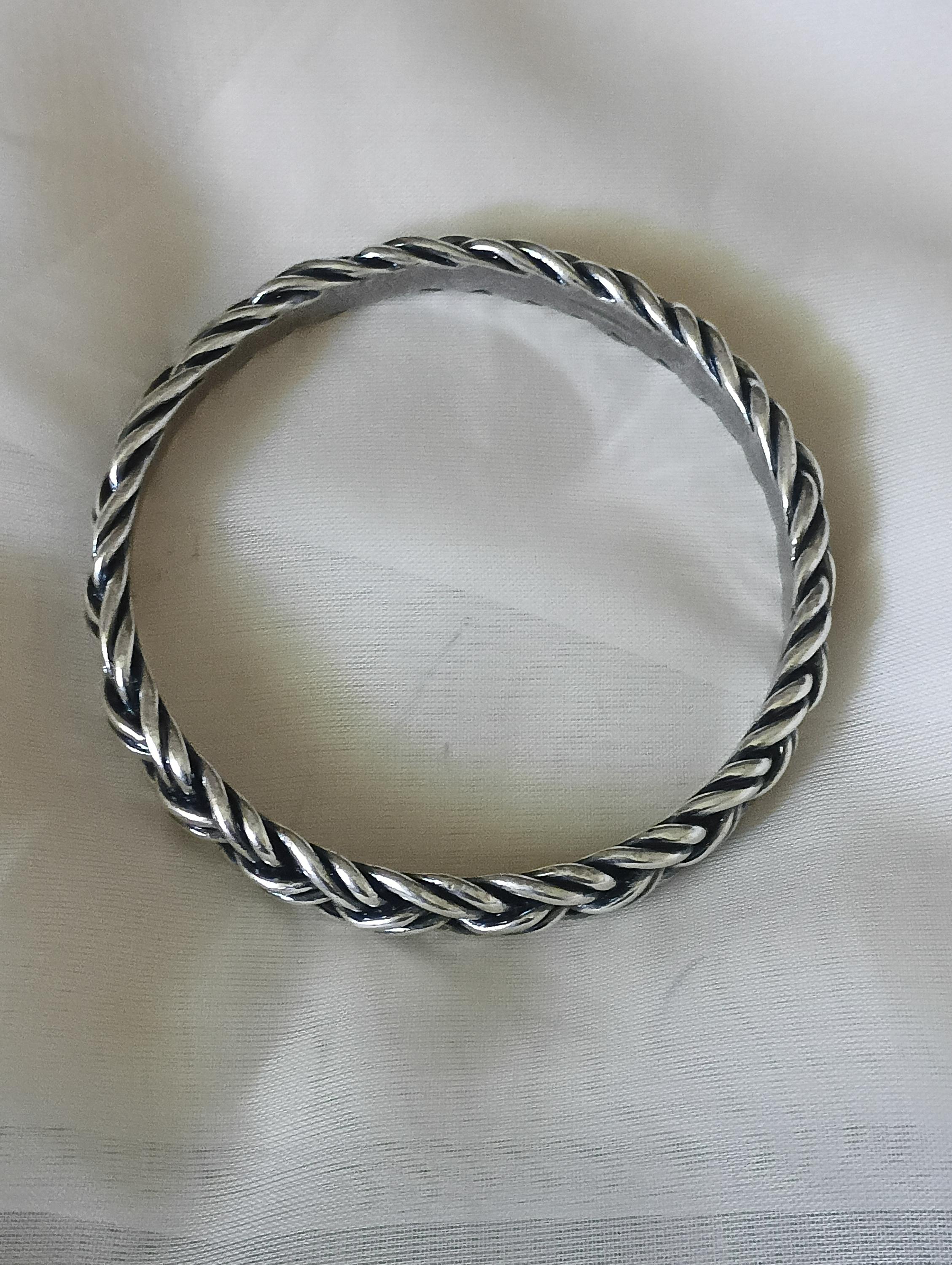 【Ralph Lauren】Vintage Bangle Vintage Stamped RLL RALPH LAUREN Gold/Silvertone 2 5/8