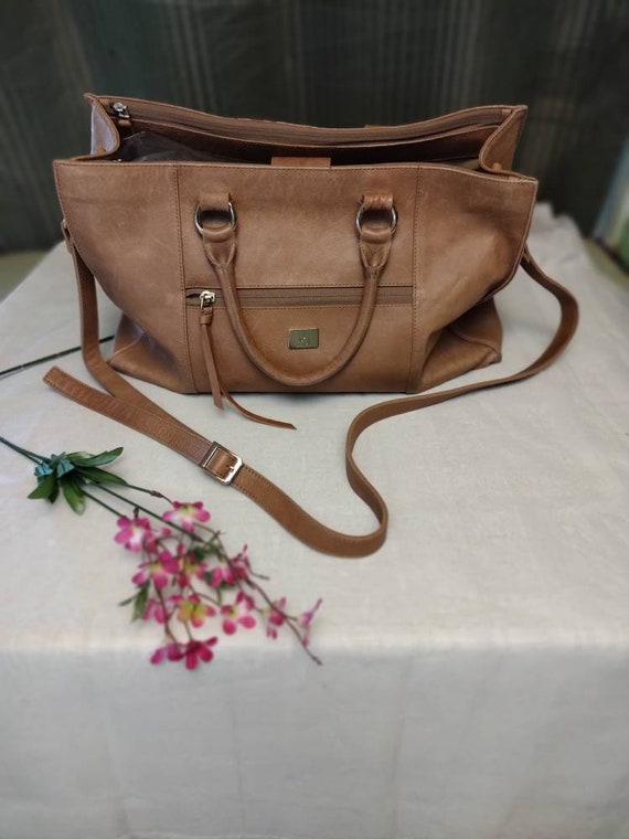 CLEARANCE  VZ Basic Leather Messenger Crossbody Ha