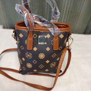 Bolso Bandolera Clásico Pequeño Josiny De Piel