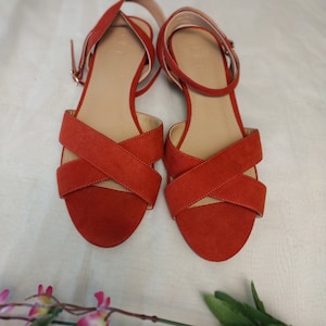 Loft Women Casual Orange Sandals Size 9