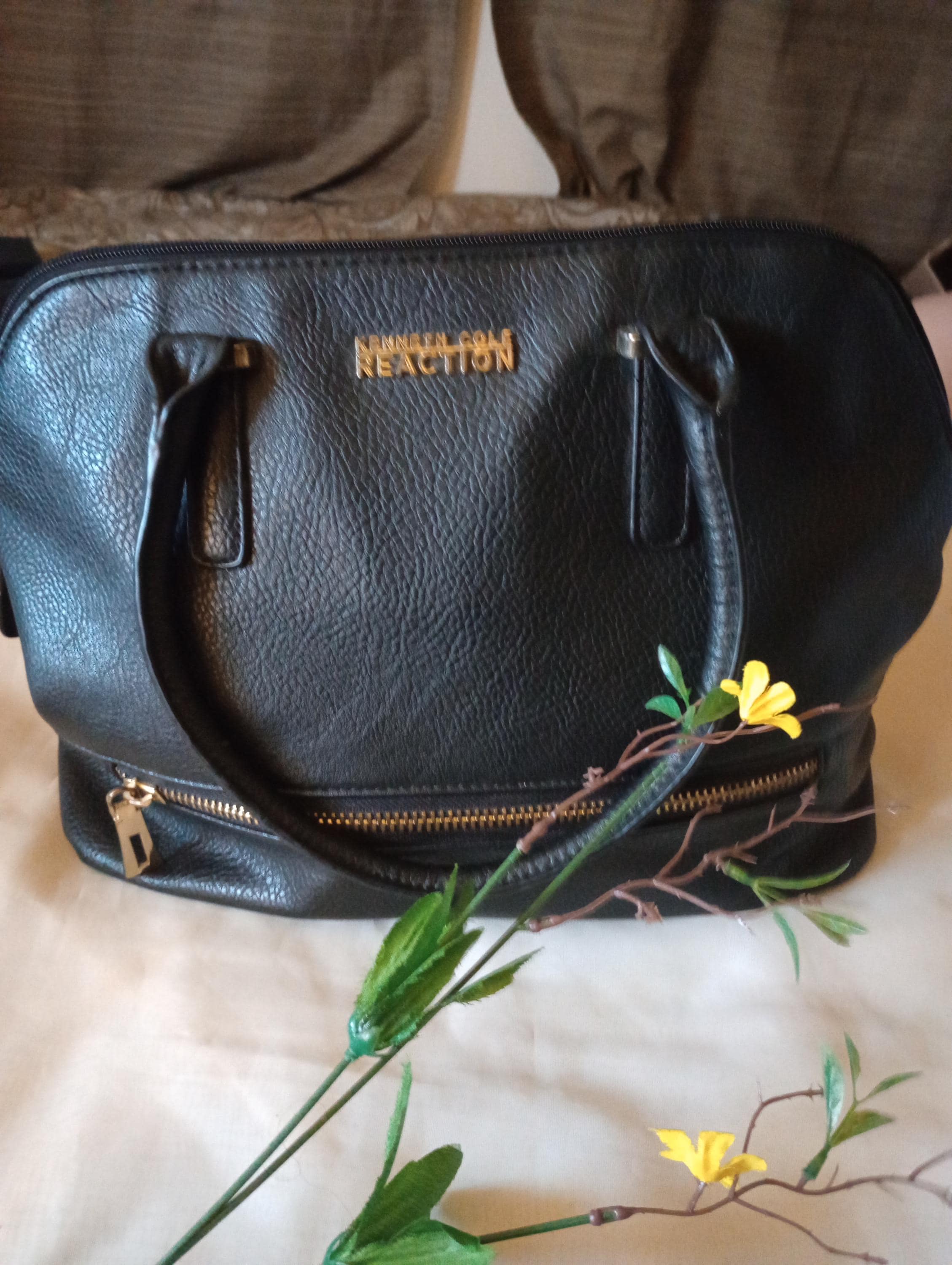 Kenneth cole reaction leather shoulder bag - Etsy 日本