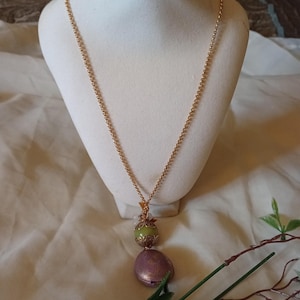 Lenora Dame Vintage Puffed Floral Locket Pendant Necklace Signed 28 Inches