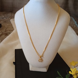 Vintage Les Bernard Rhinestone Gold Tone Necklace 18 inches
