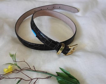 Perry Ellis Vintage Women Brown Croc Embossed Leather Logo Belt Size L 34 -35