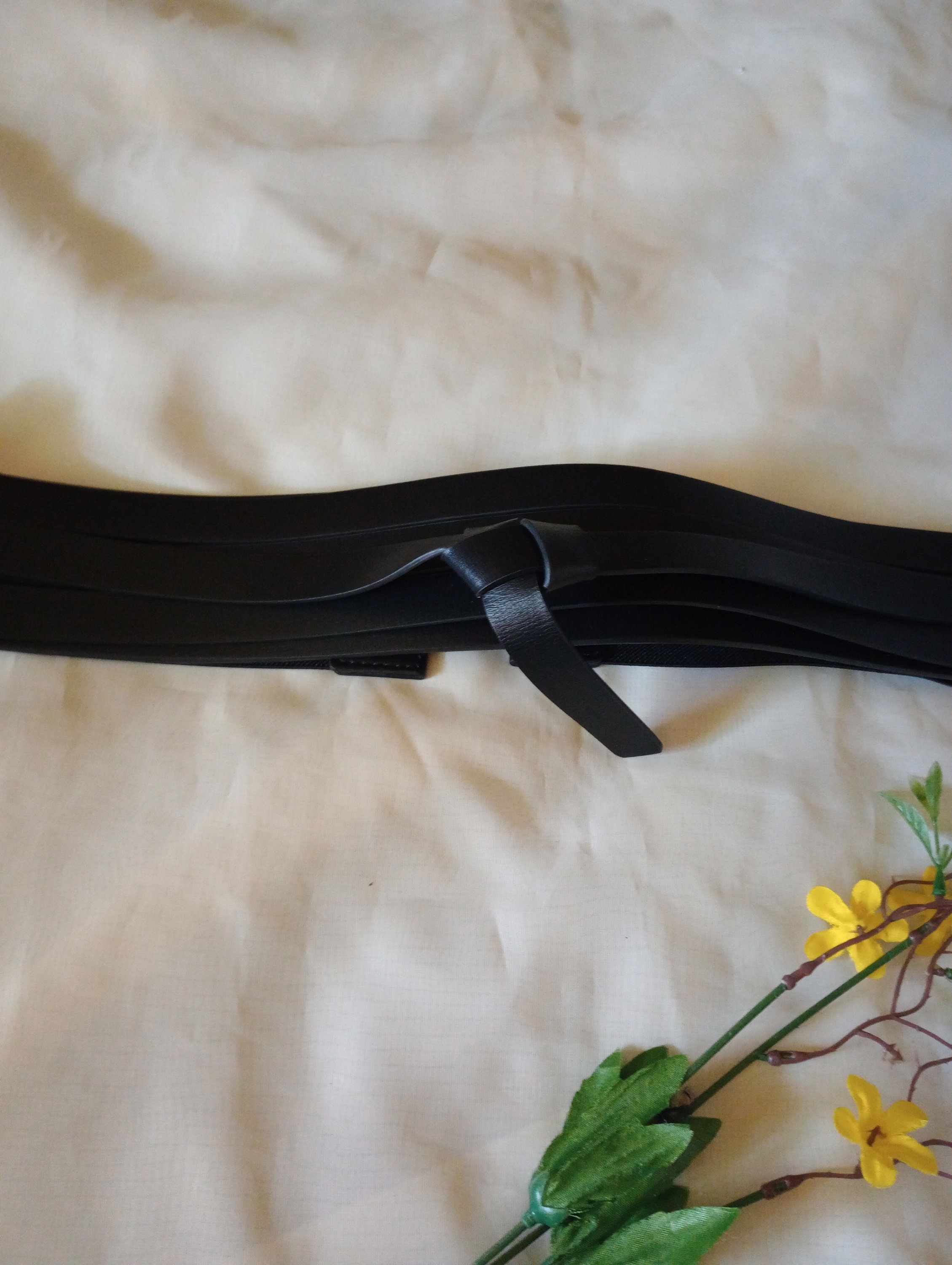 Black Wide Knotted Belt With Elastic and Gold Snap Closer 2X 