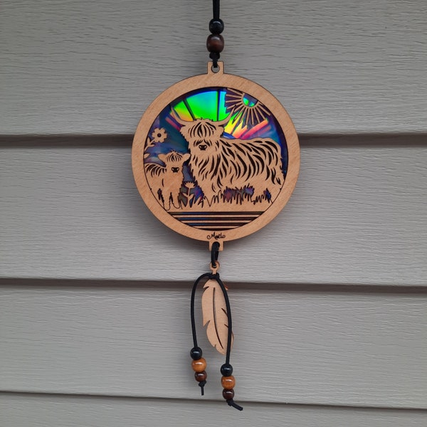 Highland Cow with Baby Suncatcher | Repurposing DVDs | Laser Cut File | SVG, PDF, EPS | Digital File