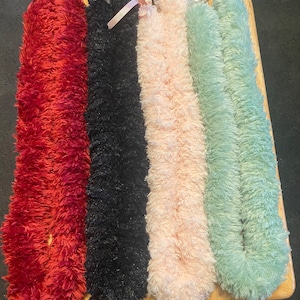 Hawaiian Yarn (cozy) Lei