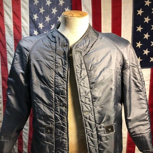 Military Surplus 1950&#39;s 1960&#39;s USAF Air Force Sage Green Field Coat Jacket Wool Liner / Size Medium