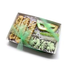 Enchanting Purim Box, Iced Cookies, Purim Cookies, Purim Gift, Cookie Set, Cookies Kosher Parve, Stunning Gift