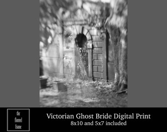 Creepy Ghost Spirit PHOTO Freak Scary Halloween Phantom Shadow 1899 Vintage