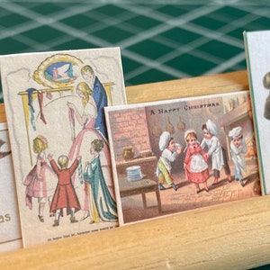 Cartoline di Natale in miniatura della casa delle bambole - 20 carte vittoriane vintage - Download digitale stampabile istantaneo - Varie scale - Accessori