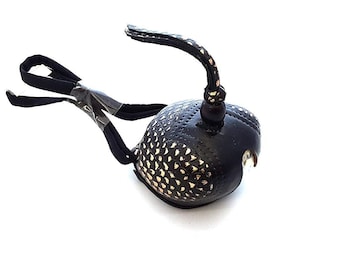 Capucha de cetrería de piel de becerro: Capucha de pájaro de estilo árabe.