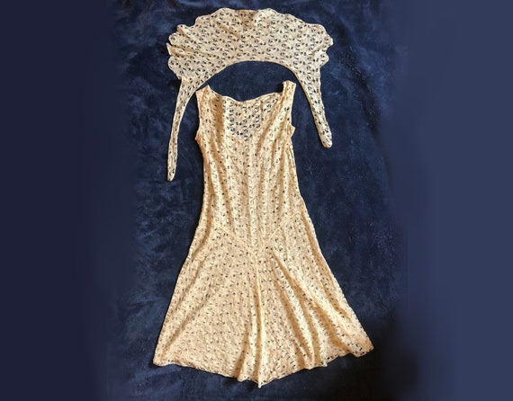 S | 1920s Lace Dress and Shawl
