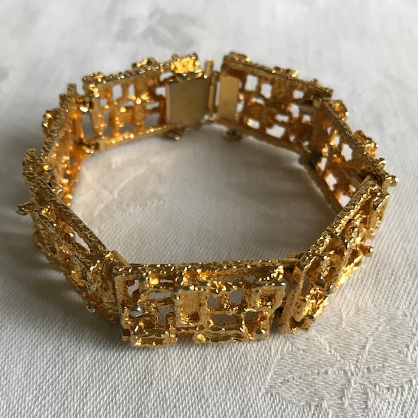 Vintage 1970's Brutalist Gold Tone Bracelet