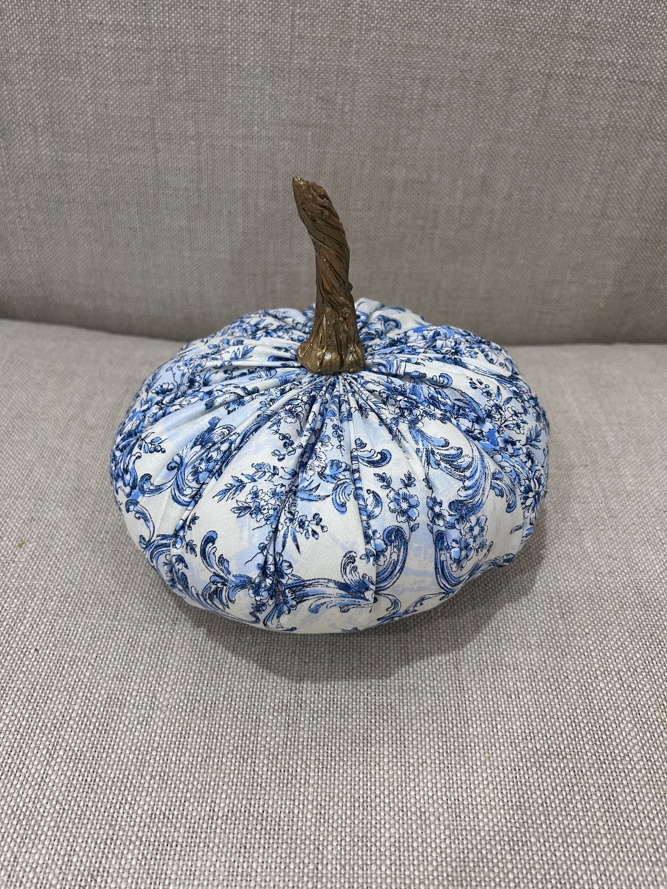 Small Green Chinoiserie Pumpkin