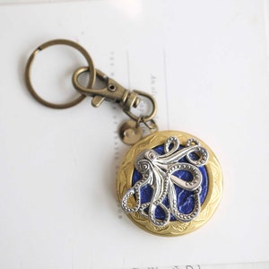 Steampunk octopus locket keychain with photo,Custom initial locket octopus keyring,personalized initial keychain