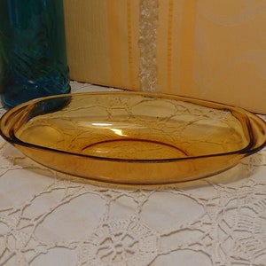 Butter Dish VERECO Amber Glass FRANCE 50&#39;S / tableware / Vintage kitchen decoration / 1 Oval butter dish in Amber glass