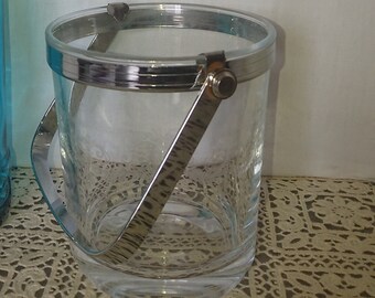 Ice Bucket Glass France 80'S / Tableware / Vintage decoration / Arabesque Chiseled Glass Ice Bucket with Silver Metal Handle