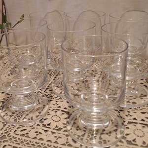 Cristal France 70er Jahre Stielgläser / Geschirr Küchendekoration Vintage Retro / 4er Set transparente Gläser mit breiten, schweren Glasstielen