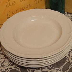 VILLEROY and BOCH porcelain plates 1980 / Tableware / vintage retro chic decoration / SET of 6 ivory-colored soup plates