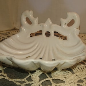 Shabby Cast Iron Enameled Bathroom Soap Dish France 1920 / Vintage Bathroom Decor / Belle Epoque Style Soap Dish