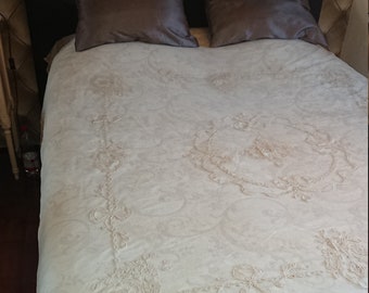 Ivory bed cover France bed cover XIX Provence / bedspread / bedroom decoration / vintage shabby Provençal cotton tulle bedspread