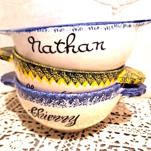 Breton bowl with first name, earthenware, Brittany, France, 70s / Art Table, Vintage Breton decoration / name bowl sold individually with folkloric decoration