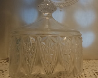 Cloche ancienne à fromages sur plateau - verre | Selency Cloche ancienne à fromages sur plateau - verre | Selency
