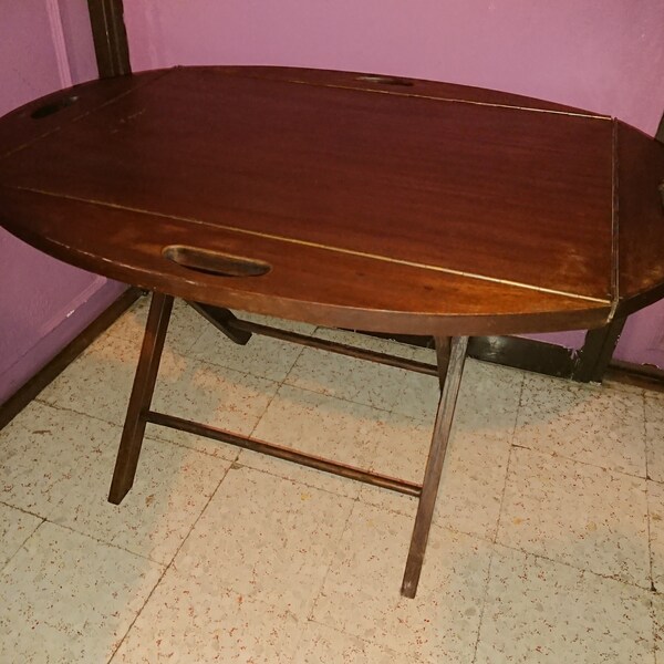 Table Bateau ovale bois repliable 1970 /décoration intérieur vintage / pour salon jardin d'hiver bateau / table basse d'appoint bois marron